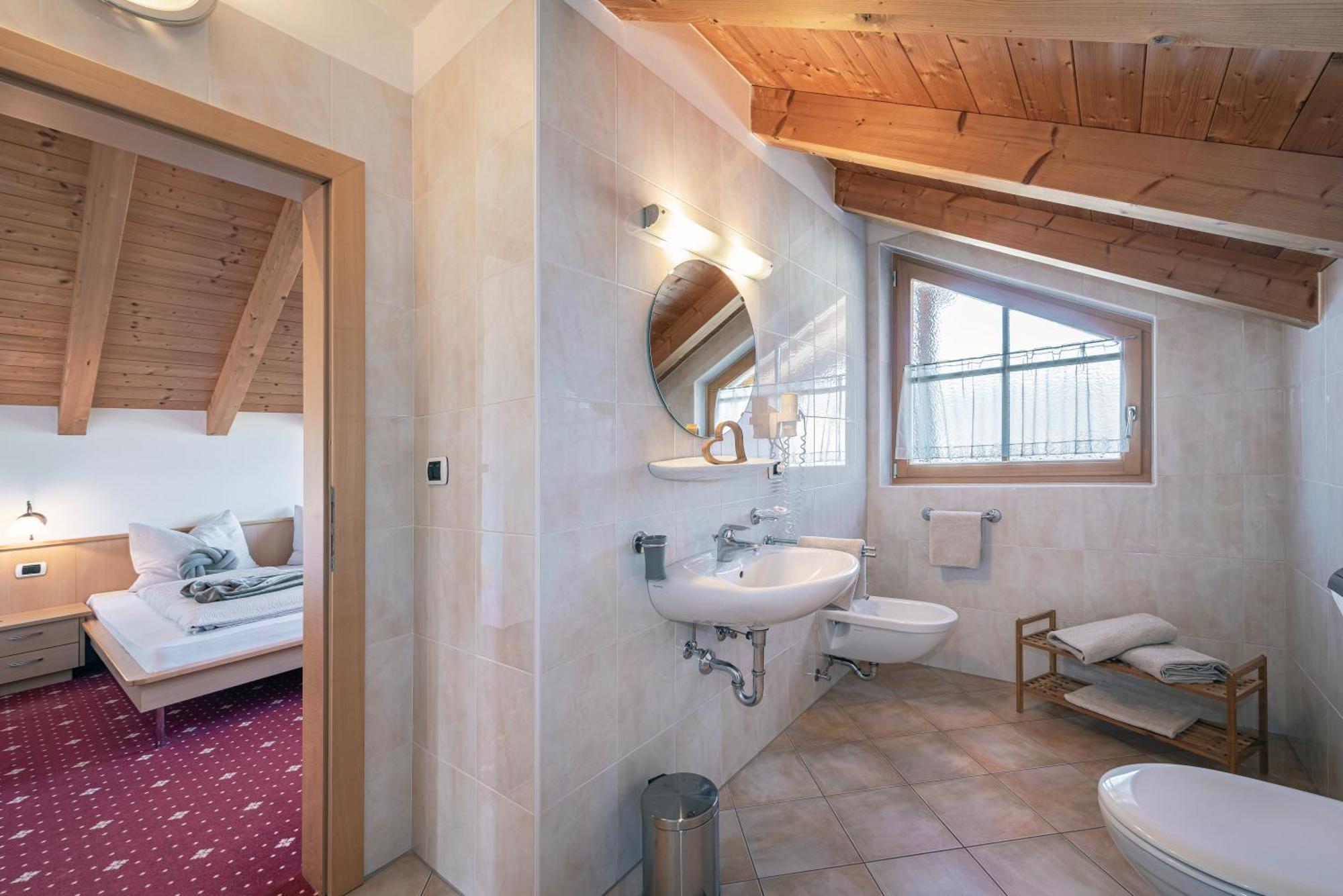 Trinnerhof- Hof Chalets Und Obsthof Mit Zimmer Natz-Schabs 외부 사진